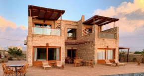 Villa'S